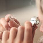 how to spot fake gold